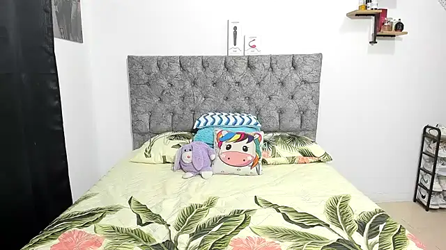 Iam dani online show from 12-19-25, 09:17