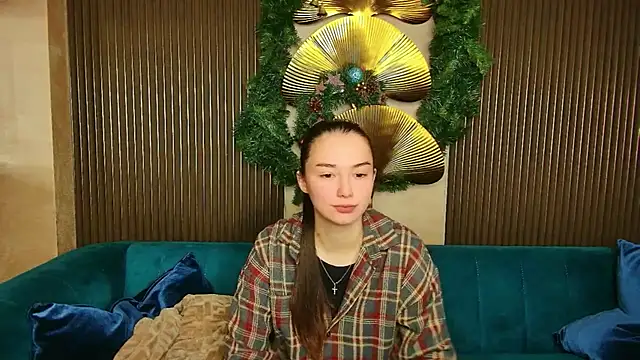 Amber Bond online show from 01-11-26, 05:47