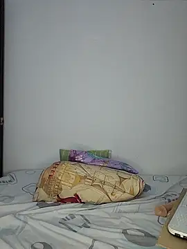 Snapshot of mila_curvy chatting on 11-29-25, 10:26 mila curvy online show from 11-29-25, 10:26