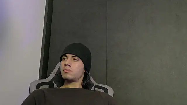 eren jeager online show from 07-16-26, 01:35