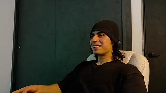 eren jeager online show from 07-25-26, 01:13