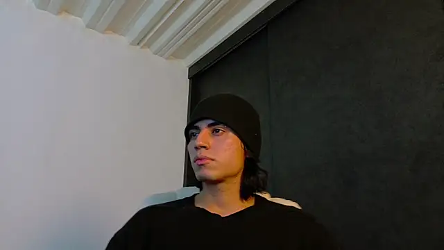 eren jeager online show from 07-10-26, 02:22