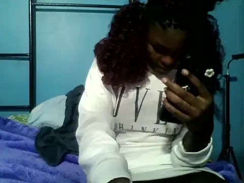 VirginPrincess06 online show from 03-12-26, 10:19