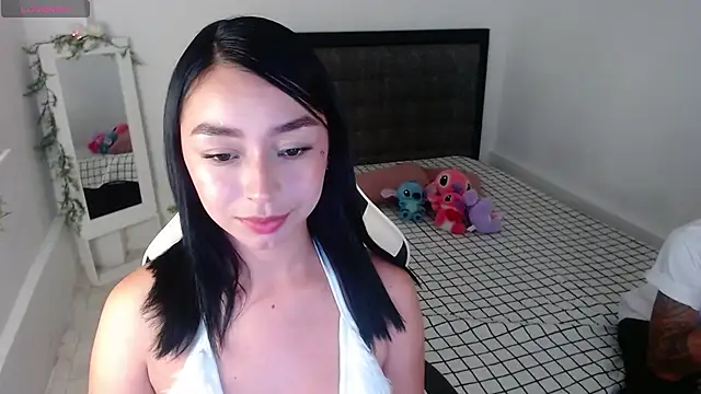 Snapshot of Ariel_Laurentt chatting on 06-15-26, 03:40 Ariel Laurentt online show from 06-15-26, 03:40