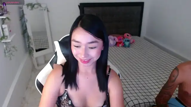Snapshot of Ariel_Laurentt chatting on 07-03-26, 02:18 Ariel Laurentt online show from 07-03-26, 02:18