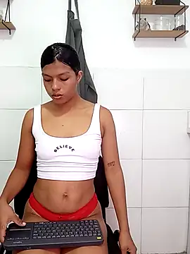 Snapshot of luna___ chatting on 11-26-25, 08:53 luna online show from 11-26-25, 08:53