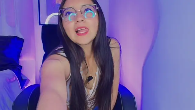 Mara Wolf01 online show from 12-16-25, 07:51