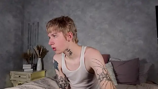 TRAVIS CLAS online show from 11-29-25, 03:12