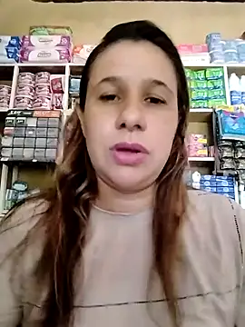 MIA-LARIOS online show from 05-05-26, 03:04