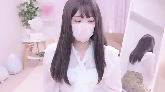 Snapshot of JUNjun__ chatting on 02-18-26, 02:31 JUNjun online show from 02-18-26, 02:31