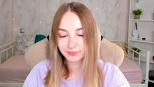 Shy Polly online show from 03-13-26, 12:37