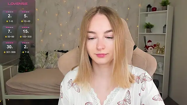 Shy Polly online show from 01-06-26, 12:03