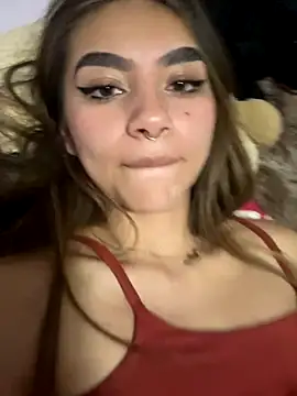 Yunaraa online show from 11-26-25, 03:28