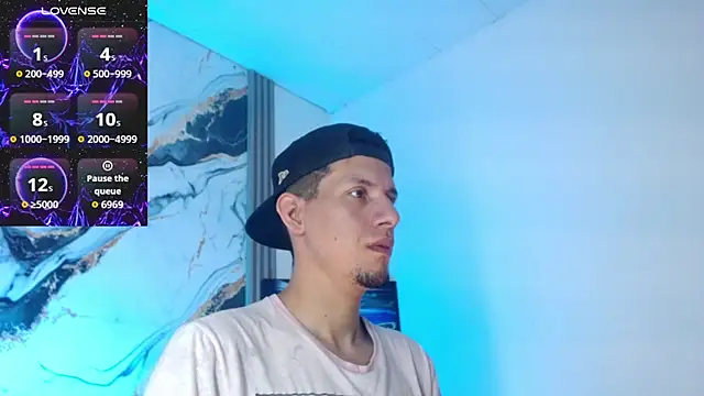 Sebastian Smith   online show from 06-18-26, 03:05