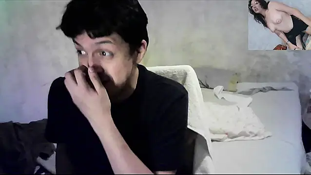 Snapshot of Giby_Grace chatting on 05-12-26, 05:30 Giby Grace online show from 05-12-26, 05:30