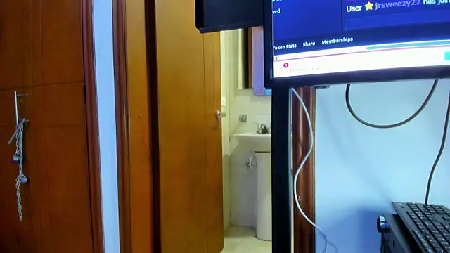 Bad queen22 online show from 12-05-25, 04:11