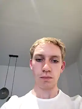 Hannah9708 online show from 03-31-26, 05:48