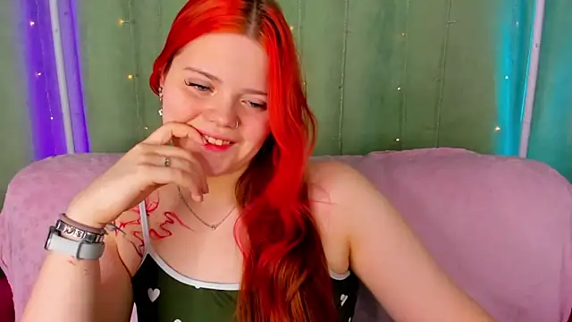 Snapshot of KellyFiery chatting on 05-16-26, 08:35 KellyFiery online show from 05-16-26, 08:35