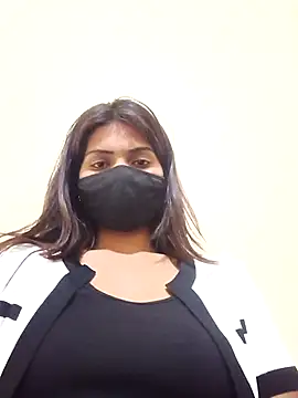 Snapshot of Lovely_girl- chatting on 03-31-26, 05:20 Lovely girl- online show from 03-31-26, 05:20