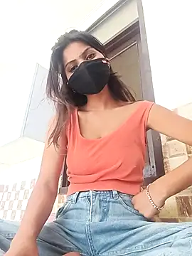 Snapshot of Lovely_girl- chatting on 03-12-26, 05:13 Lovely girl- online show from 03-12-26, 05:13