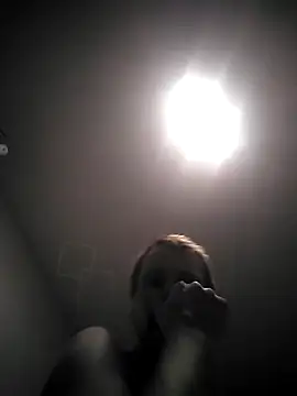 Snapshot of Vlasta23 chatting on 02-10-26, 01:15 Vlasta23 online show from 02-10-26, 01:15