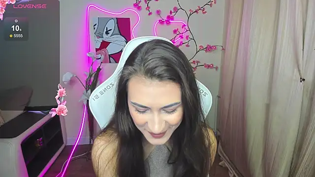 AdeleLuu online show from 12-01-25, 02:01