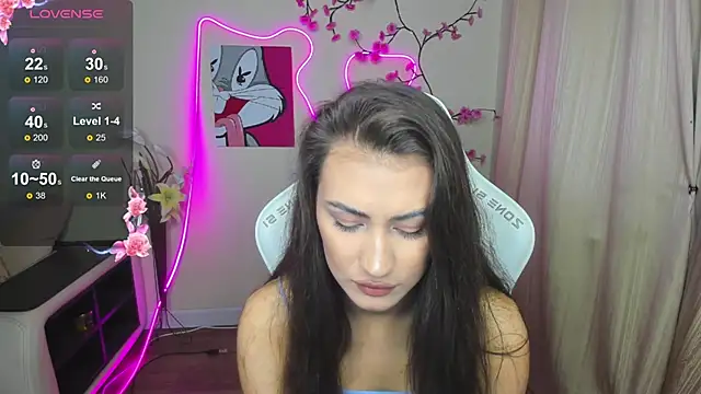 AdeleLuu online show from 11-30-25, 01:28