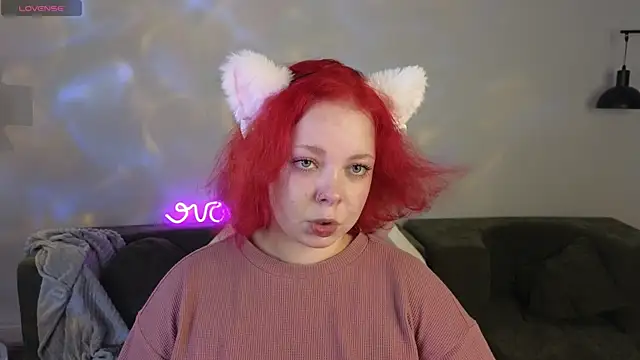 Snapshot of Vlada_vv chatting on 07-20-26, 07:16 Vlada vv online show from 07-20-26, 07:16