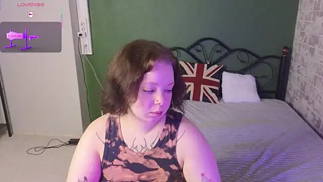 Snapshot of Vlada_vv chatting on 07-08-26, 01:19 Vlada vv online show from 07-08-26, 01:19