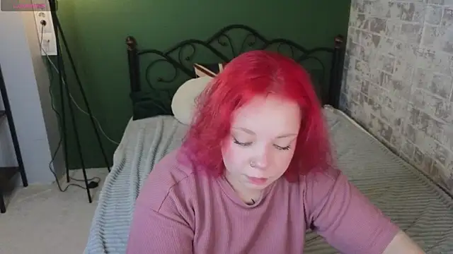 Snapshot of Vlada_vv chatting on 07-21-26, 06:59 Vlada vv online show from 07-21-26, 06:59