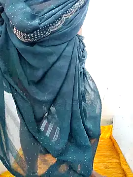 Desicouple1706 online show from 02-23-26, 09:21