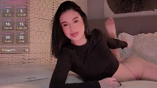 Snapshot of ShyColette chatting on 06-25-26, 05:40 ShyColette online show from 06-25-26, 05:40