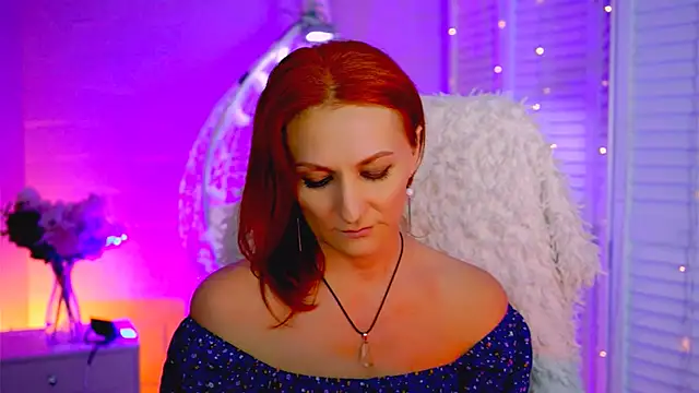 Snapshot of DianaTorrens chatting on 12-05-25, 09:52 DianaTorrens online show from 12-05-25, 09:52