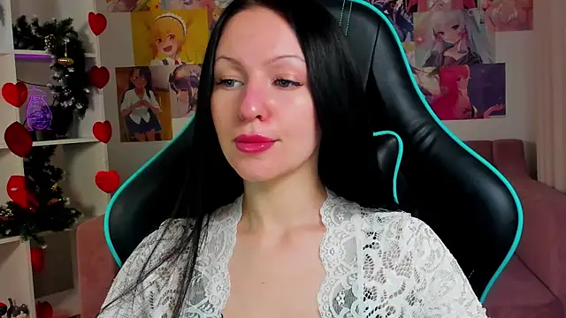 Snapshot of NaomiBlakes chatting on 12-19-25, 05:21 NaomiBlakes online show from 12-19-25, 05:21