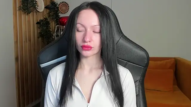 NaomiBlakes online show from 02-24-26, 05:19