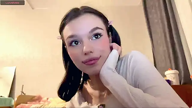 StacieGregoreski online show from 12-02-25, 02:19