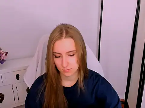 VanessaAmore online show from 04-22-26, 10:00