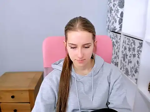 Snapshot of VanessaAmore chatting on 02-28-26, 09:53 VanessaAmore online show from 02-28-26, 09:53