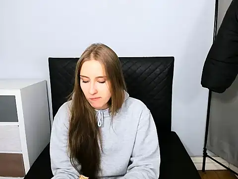 Snapshot of VanessaAmore chatting on 03-01-26, 08:42 VanessaAmore online show from 03-01-26, 08:42