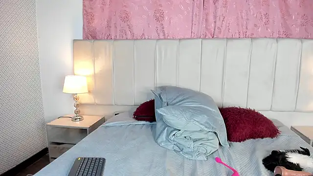 mia  gv online show from 01-05-26, 05:27