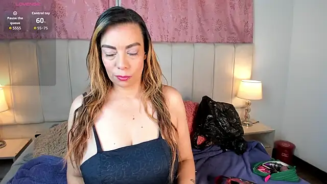 mia  gv online show from 04-04-26, 11:50