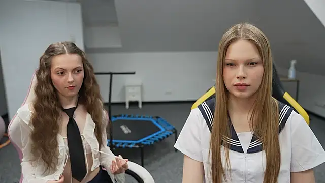 Snapshot of Charlotte_Dreams chatting on 02-17-26, 04:04 Charlotte Dreams online show from 02-17-26, 04:04