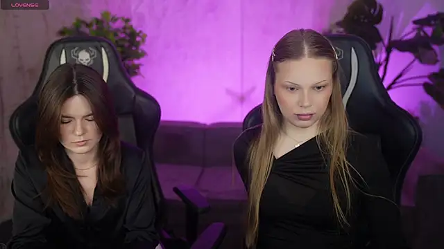 Charlotte Dreams online show from 04-13-26, 11:14