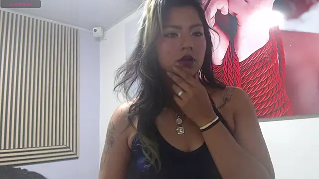 SamathaMay online show from 11-26-25, 12:27