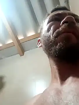 RobertoLuiz84 online show from 03-12-26, 07:51