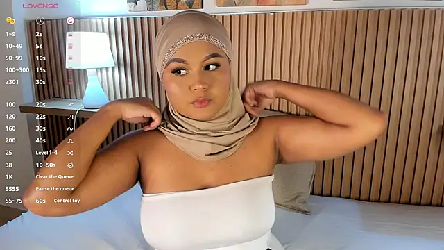 Snapshot of jasmyne_anbar chatting on 12-15-25, 05:57 jasmyne anbar online show from 12-15-25, 05:57