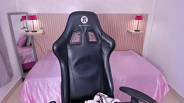 Snapshot of jasmyne_anbar chatting on 02-06-26, 09:22 jasmyne anbar online show from 02-06-26, 09:22