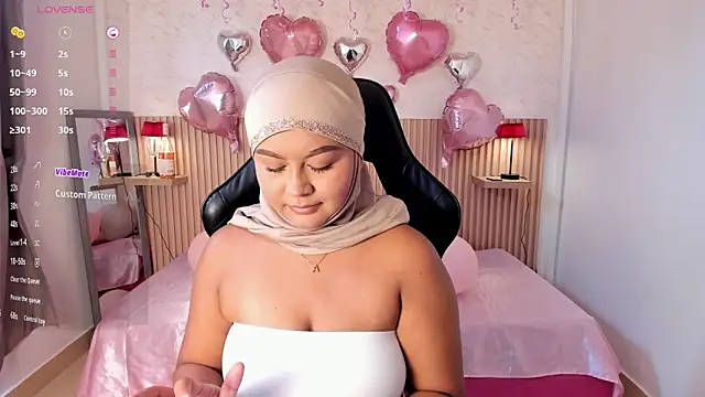 Snapshot of jasmyne_anbar chatting on 02-16-26, 09:02 jasmyne anbar online show from 02-16-26, 09:02