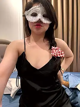 Queen-of-Love online show from 01-11-26, 05:42