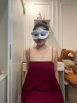 Queen-of-Love online show from 04-05-26, 01:07